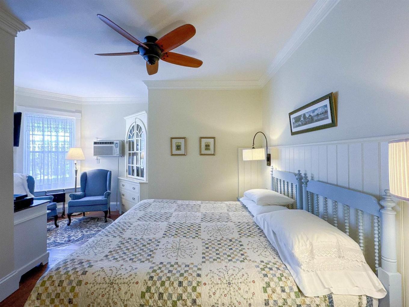 Elmwood Heritage Inn Charlottetown Bagian luar foto