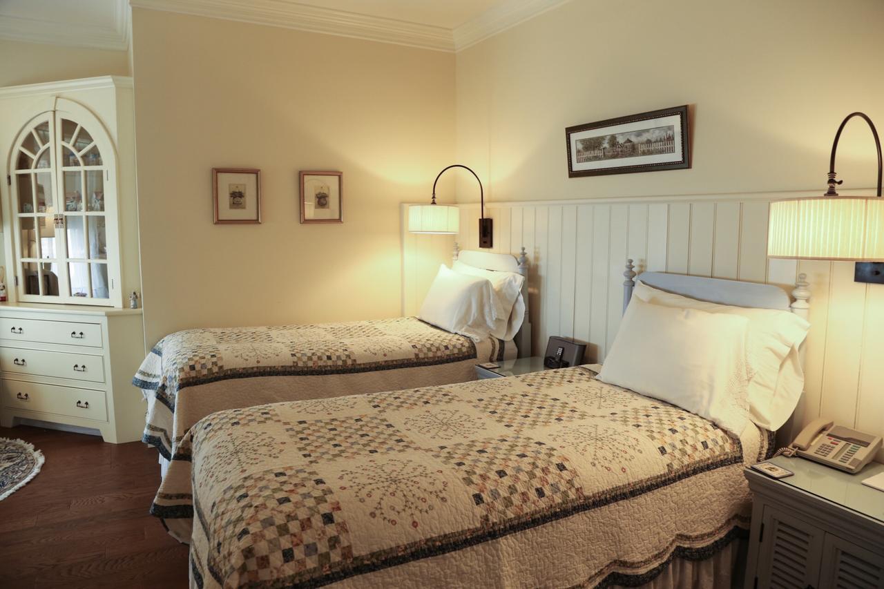 Elmwood Heritage Inn Charlottetown Bagian luar foto