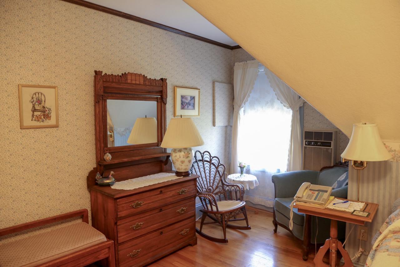 Elmwood Heritage Inn Charlottetown Bagian luar foto